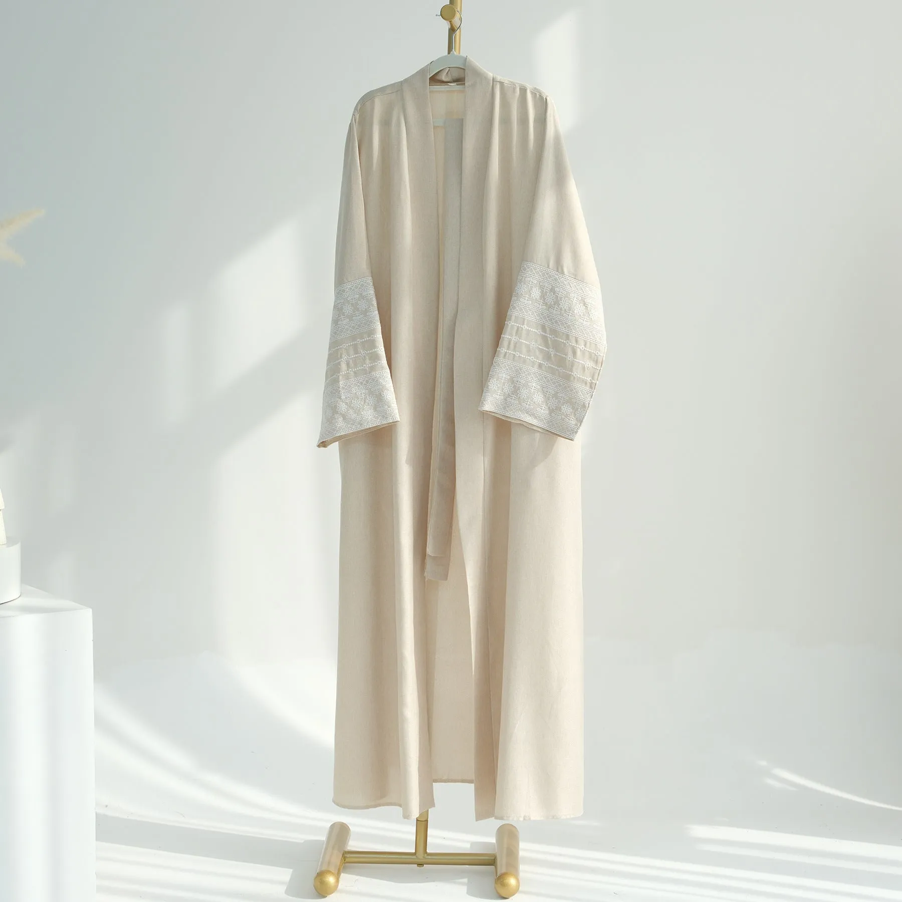 Dubai Middle East Turkey Dubai Embroidered Elegant Cardigan Robe